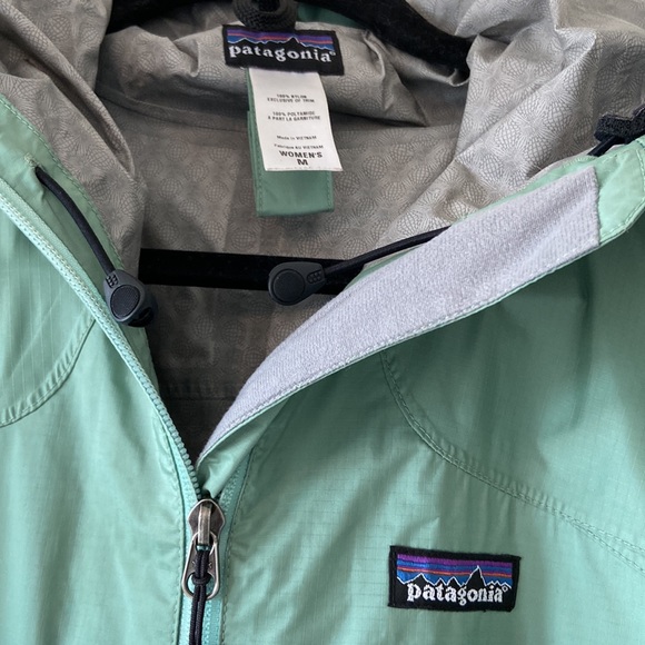 Patagonia rain jacket - Picture 2 of 7